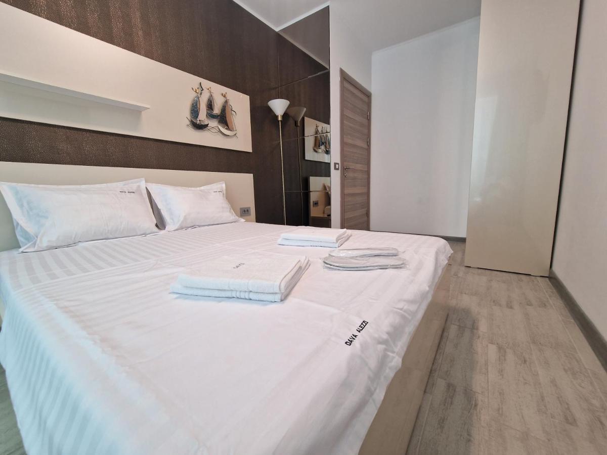 Dava Aparthotel Pool & Spa Mamaia Nord นาโวดาริ ภายนอก รูปภาพ